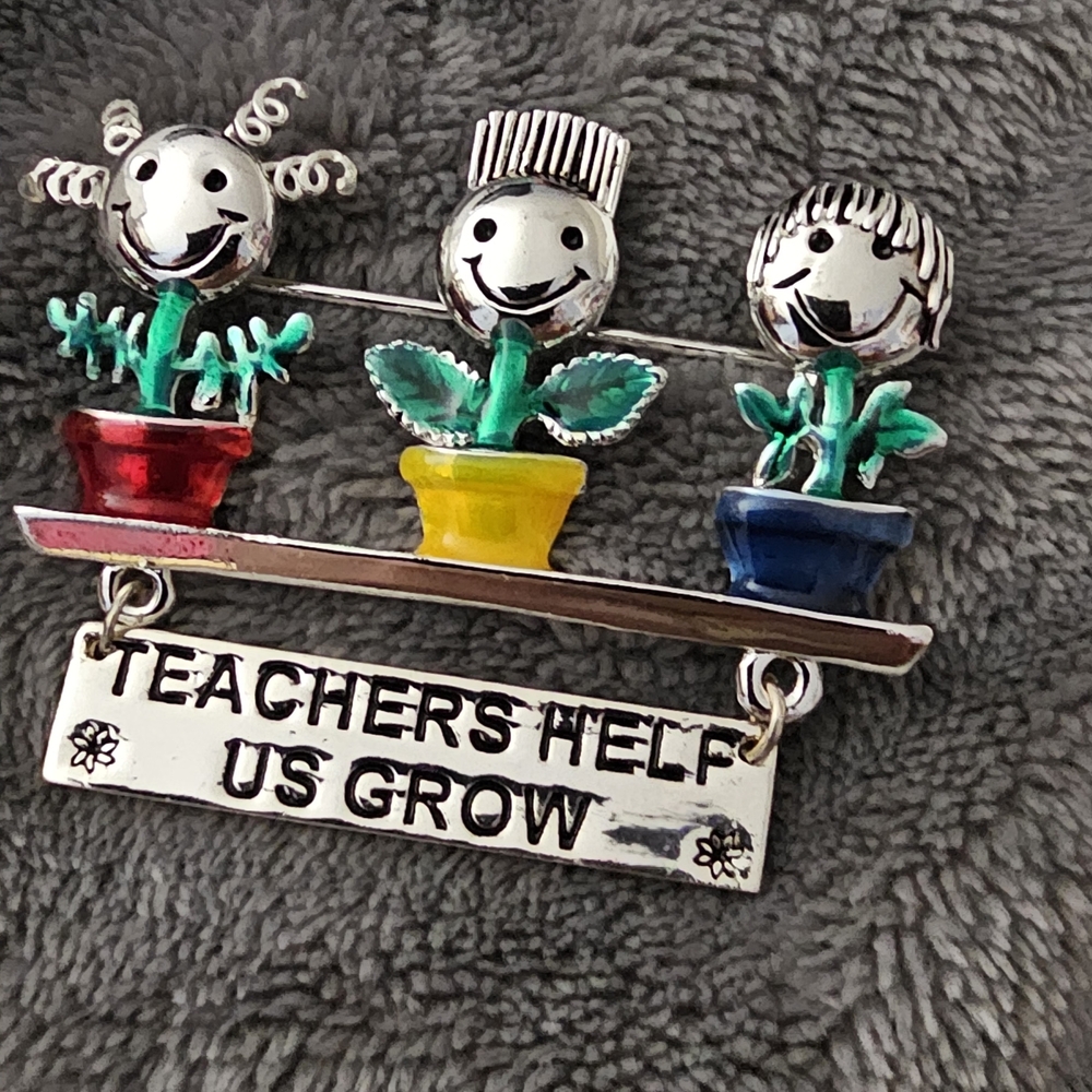 Colorful Smiling Plant Toy Set